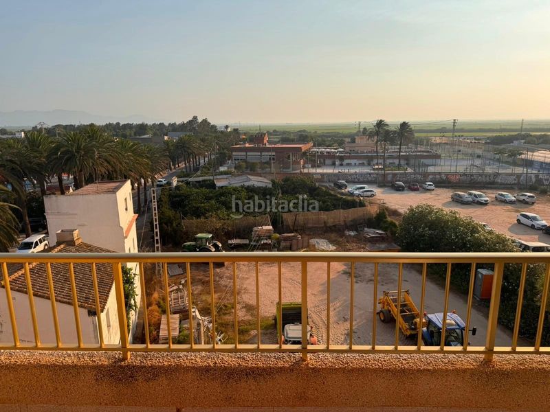 Foto e4b74733-fd3e-4e93-8064-ff5986f47cc3. Apartament amb aparcament a Les Palmeres Sueca