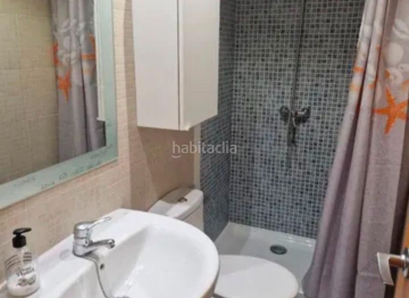 Foto f9396add-5718-4107-a02a-cf0081913893. Pis amb aparcament a Vilamarxant