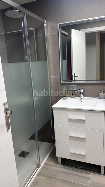 Foto 1ce3d3b1-c57e-49e9-8742-d86237483541. Planta baixa amb aparcament a Benetússer