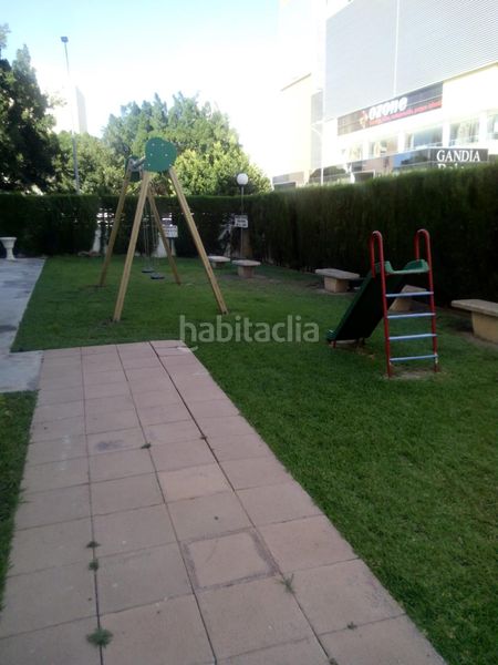 Foto 974f7bdf-d414-4437-87bb-1b11c9fc2016. Apartament amb piscina a Playa de Gandía Gandia