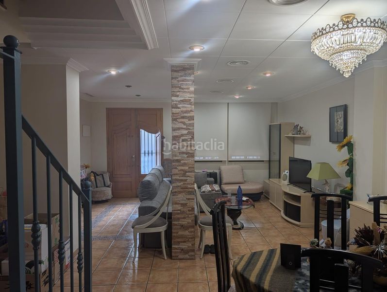 Foto c95ac8d0-0ace-45dc-b3bc-796643c64df7. Casa a Albal