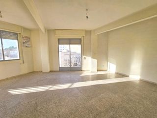 Etagenwohnung in Utiel. Piso en utiel de 3 habitaciones, balcón y 111 m2