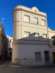 Edificio in Oliva Pueblo. Finca en pleno centro de oliva