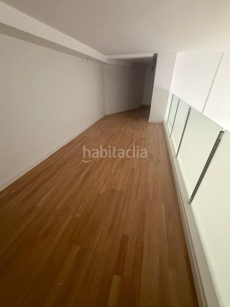 Foto d7629404-39af-49b3-9a32-04745063654e. Planta baixa a Zona Avenida al Vedat Torrent