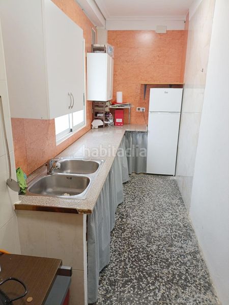 Foto c1567ef3-ca77-4a59-836a-043163680714. Local comercial a Avenida de la Paz Xirivella