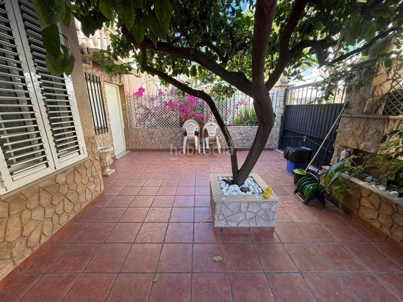 Foto 10a57f55-7b30-4644-a0b1-d24ad602cf18. Casa adossada amb aparcament a L´Hort de Senabre Valencia