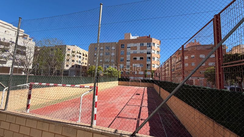 Foto 39b3513e-a094-48d4-97d8-ed4dce7d7315. Pis amb aparcament piscina a Carolinas Altas Alicante