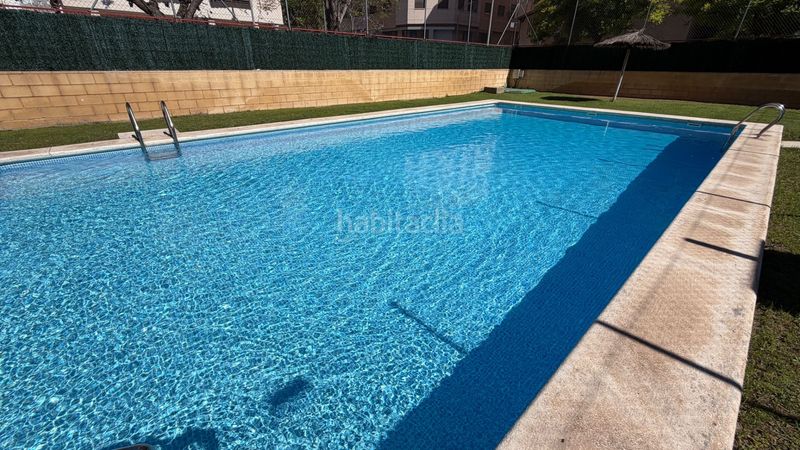 Foto 957c806b-fffb-48c2-98e6-99843983bba8. Pis amb aparcament piscina a Carolinas Altas Alicante