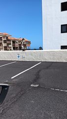 Miete Autoparkplatz in Calle odisea 3. Alquiler parking en balcón del mar,costa del silencio.tenerife