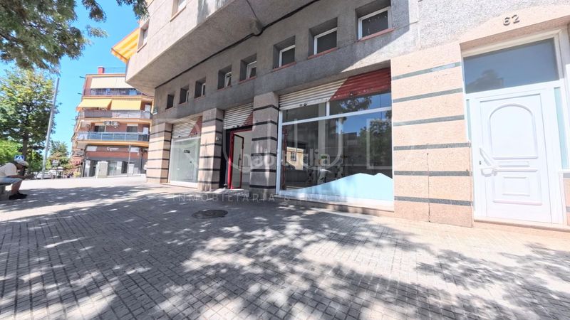 Foto 231b4546-a66c-4bf6-81c6-15ff5abc1716. Lloguer local comercial a La Roureda Viladecans