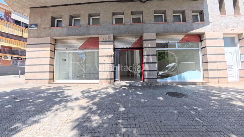 Foto abbba4a9-53b9-47c2-8187-a90d8c69df50. Lloguer local comercial a La Roureda Viladecans