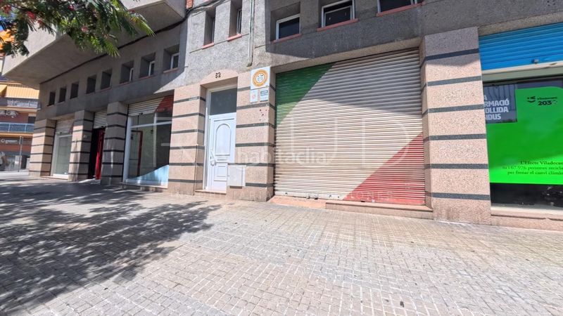 Foto ccc98210-7355-441e-b8a1-bd68fc8435c2. Lloguer local comercial a La Roureda Viladecans