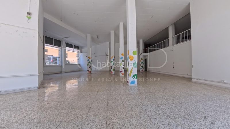 Foto f6a1ca19-08ac-4495-b354-95939a535a79. Lloguer local comercial a La Roureda Viladecans