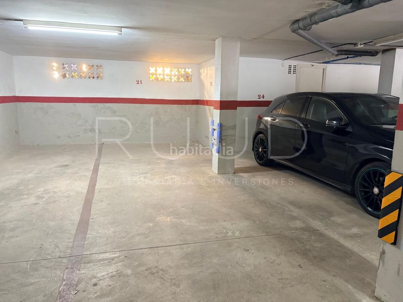 Foto a5841e67-c417-4d38-b9b9-4930e32769ae. Pis amb calefacció aparcament piscina a Lluminetes Castelldefels