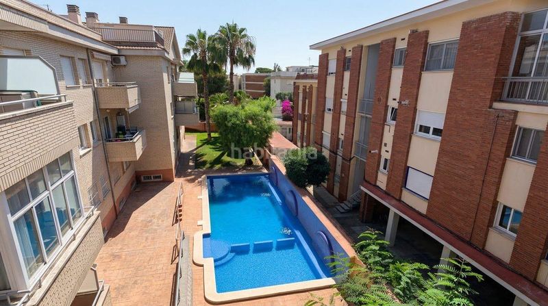 Foto 40119311-41b7-4062-bddc-53fca6710f2c. Duplex avec chauffage parking piscine dans Baixador Castelldefels