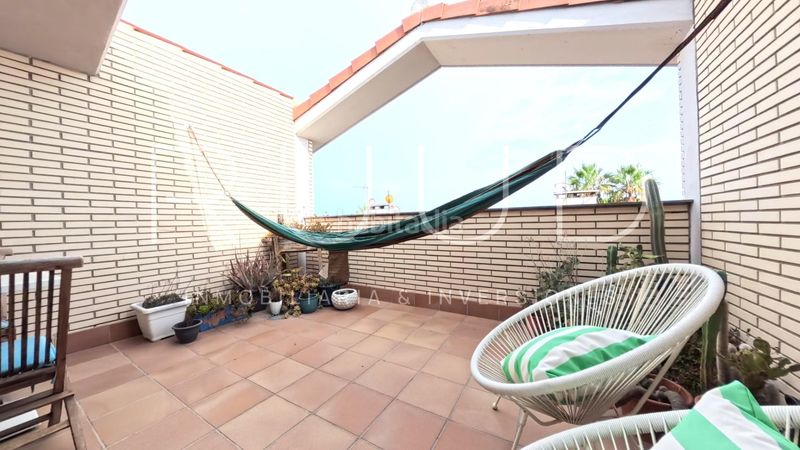 Foto 7fd35bea-4cf5-4f77-927a-c462d94546b6. Duplex avec chauffage parking piscine dans Baixador Castelldefels