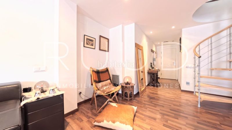 Foto a3b788a4-4e7b-4661-9ffa-5b54a07cc0af. Duplex avec chauffage parking piscine dans Baixador Castelldefels