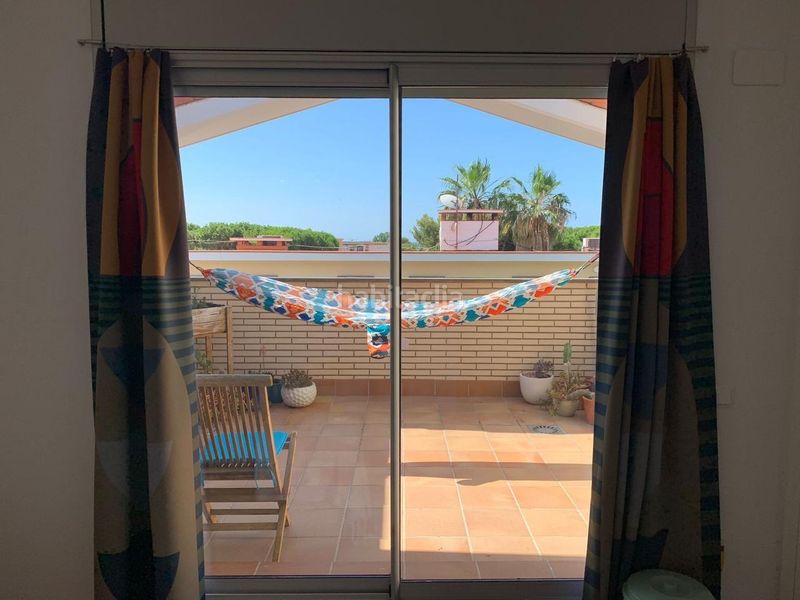Foto b4c1b2b5-6155-4774-8fe4-0666b9bef65f. Duplex avec chauffage parking piscine dans Baixador Castelldefels