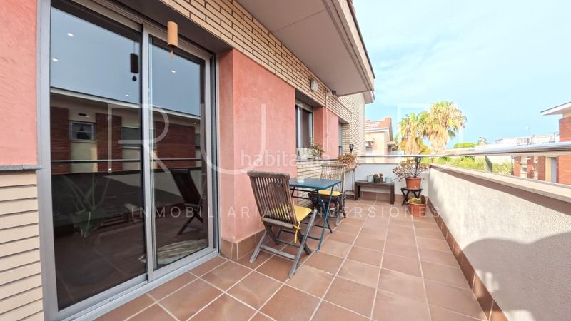Foto c2897dfb-da1f-4b60-a15d-3c8b047b4f64. Duplex avec chauffage parking piscine dans Baixador Castelldefels