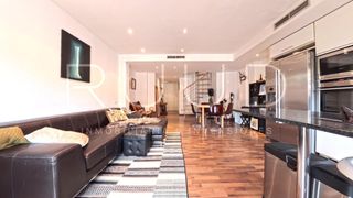 Zweist�ckige Wohnung in Baixador. �tico d�plex con tres terrazas, piscina y parking a pocos metros
