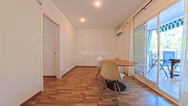 Foto b70e9a30-8338-45a3-b982-1450fb4ed193. Pis amb aparcament a Baixador Castelldefels