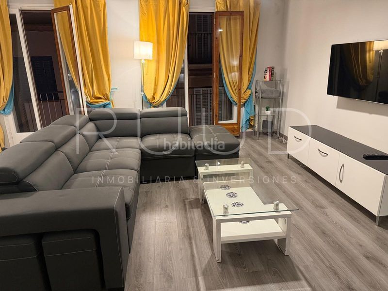 Foto e56c9a0e-964b-4d87-9792-eea0b68efa28. Pis a Centre Sitges