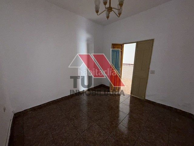 Foto 31cd811d-6919-4d34-8c53-5d6a4f3a406b. Casa a calle madrid 42 a Fuensalida