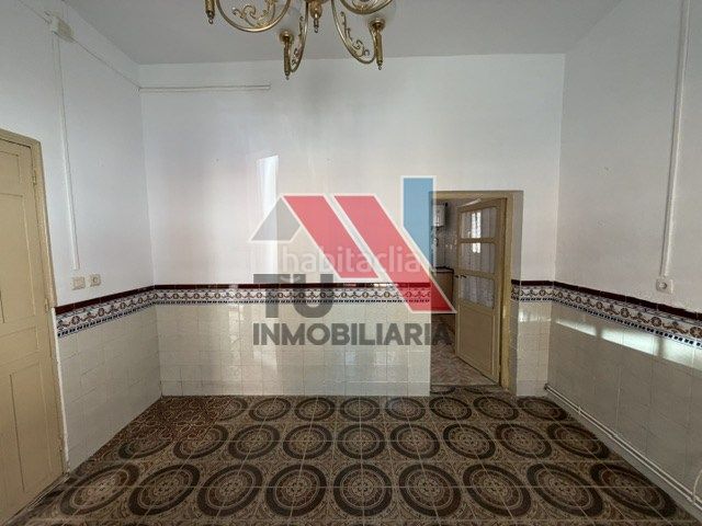 Foto 3336a291-bfdb-4b3f-a2a1-f4346e6c0c6f. Casa a calle madrid 42 a Fuensalida