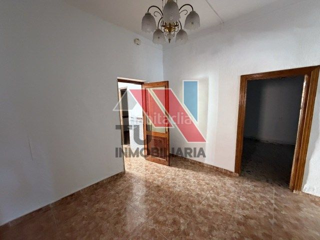 Foto 63e07a8d-8128-4b82-ad06-07c269174307. Casa a calle madrid 42 a Fuensalida