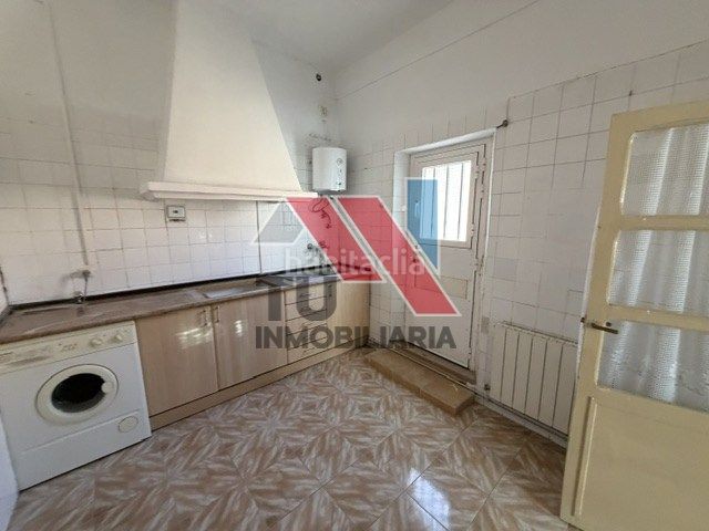Foto 87a17ae4-94ab-4979-9a9c-251697088709. Casa a calle madrid 42 a Fuensalida