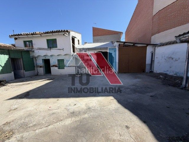 Foto a0a7c659-c58d-4e1a-ad68-5435f2163421. Casa a calle madrid 42 a Fuensalida