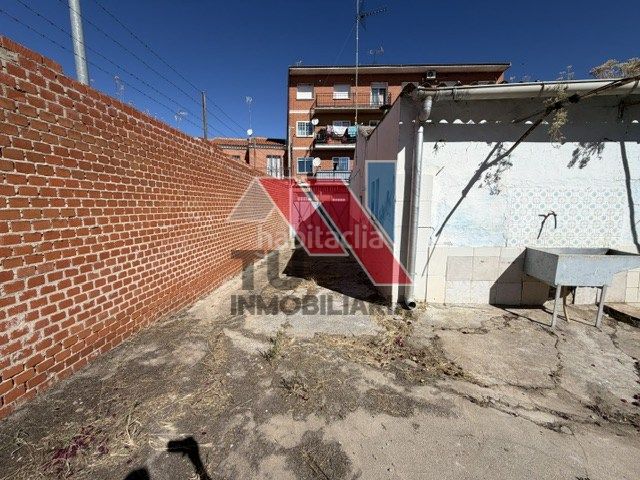 Foto bc566b73-53dd-409e-83a3-979cb2474358. Casa a calle madrid 42 a Fuensalida