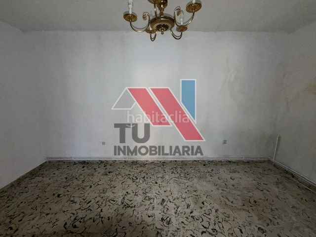 Foto ea2bf23d-fc16-4ee3-b684-440a72ca3b06. Casa a calle madrid 42 a Fuensalida