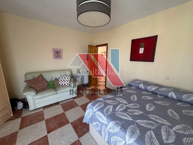 Foto 0be54c8c-11bc-41e2-a58b-df7e3edf7fa0. Chalet en calle miguel servet 1 en Novés