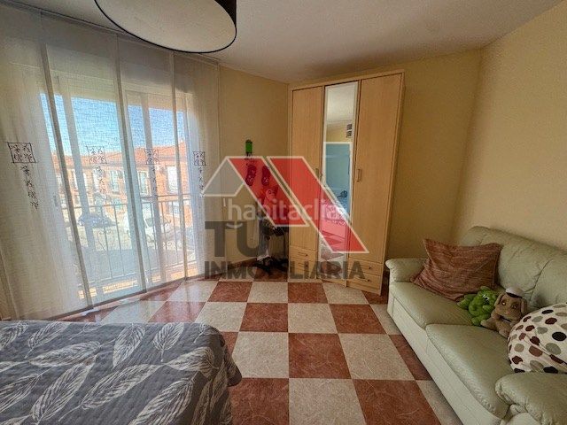 Foto 20c3182c-9958-4700-9364-b9d92f082cd6. Chalet en calle miguel servet 1 en Novés