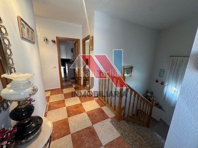 Foto bdfddc27-a9f2-4e17-904f-2948269061dd. Chalet en calle miguel servet 1 en Novés