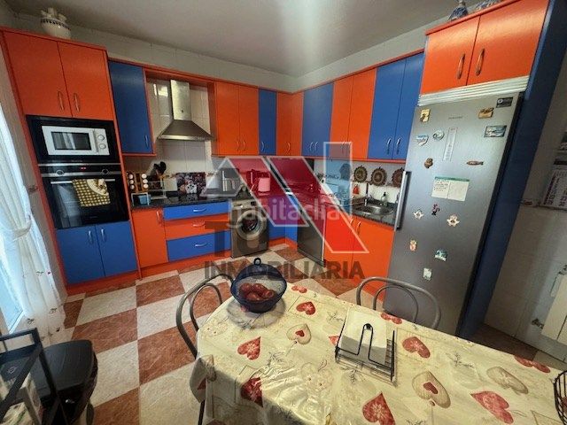 Foto ca989c3f-3d89-4d61-aab1-87988e0654a9. Chalet en calle miguel servet 1 en Novés