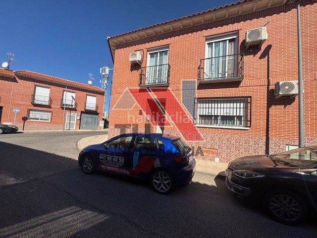Foto 96292f48-944a-4c43-ad2f-3164719c33d0. Xalet a calle miguel servet 1 a Novés