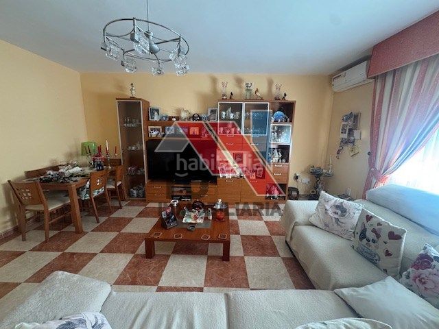 Foto bfafa4a6-216f-4bc4-9b69-ec9b595ba5b6. Xalet a calle miguel servet 1 a Novés