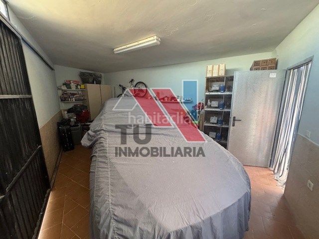 Foto d4030f70-b62c-4337-b996-be9653f2e488. Xalet a calle miguel servet 1 a Novés