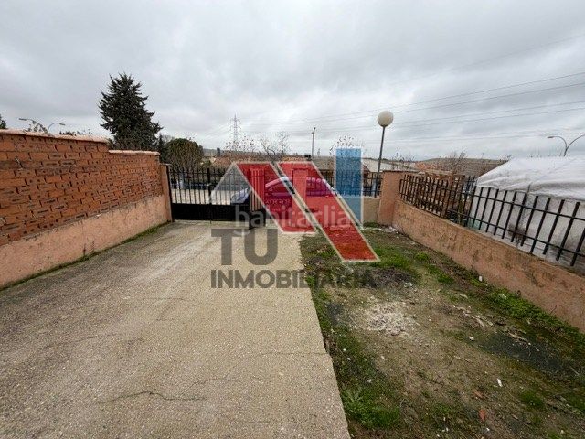 Foto 0465b505-e8f9-4cdc-a514-f71ab2a96679. Chalet en calle miragredos 33 en Otero