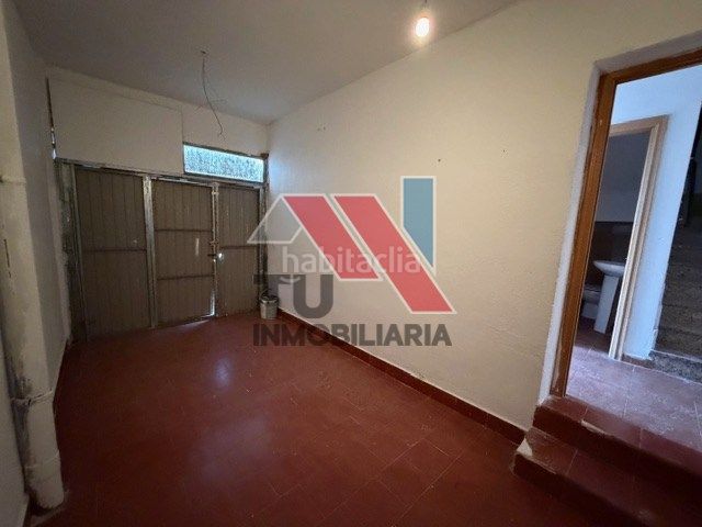 Foto 05ba0f76-0ba5-4a71-b77c-fd470be3ff50. Chalet en calle miragredos 33 en Otero