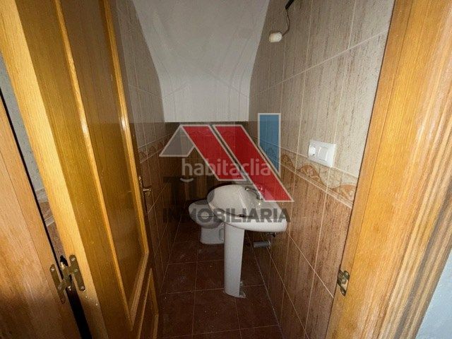 Foto 102b97f1-b7c2-4414-b82b-974535b88cf1. Chalet en calle miragredos 33 en Otero