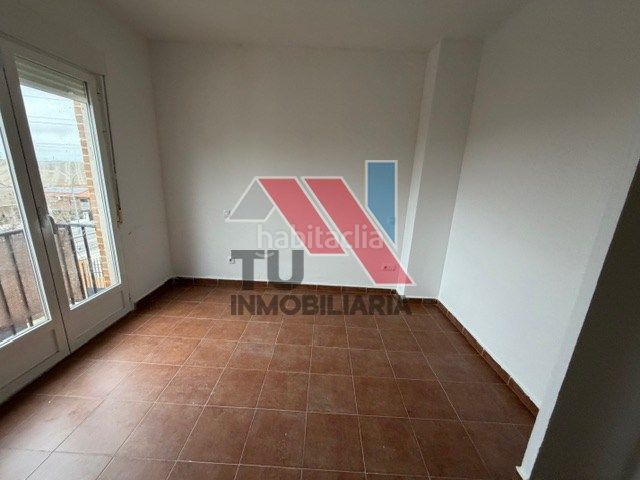 Foto 10d4b842-192f-4d96-96d0-386d0f6f5626. Chalet en calle miragredos 33 en Otero