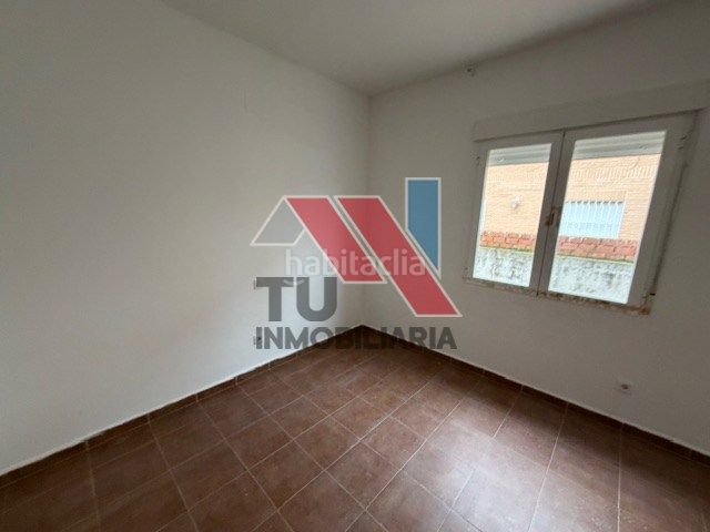 Foto 2444f211-f681-4284-83f0-4b33fb2cf249. Chalet en calle miragredos 33 en Otero