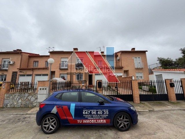 Foto 5b18229d-9a56-49e2-956b-ae326ac51557. Chalet en calle miragredos 33 en Otero
