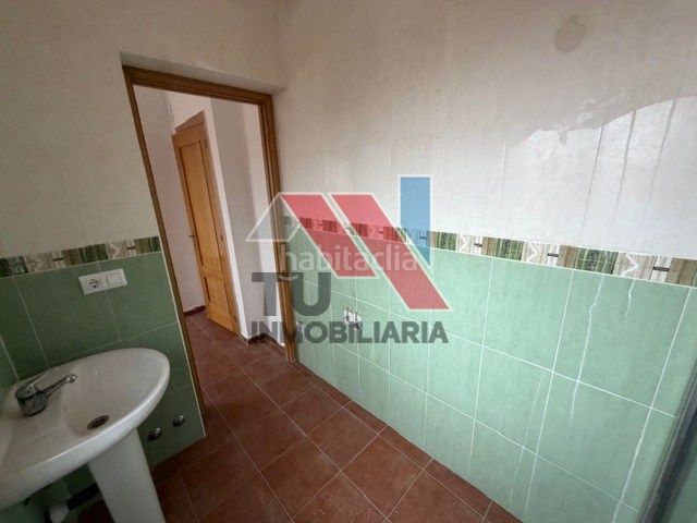 Foto 6f6d7b61-f033-43b0-a65d-e5332286e374. Chalet en calle miragredos 33 en Otero