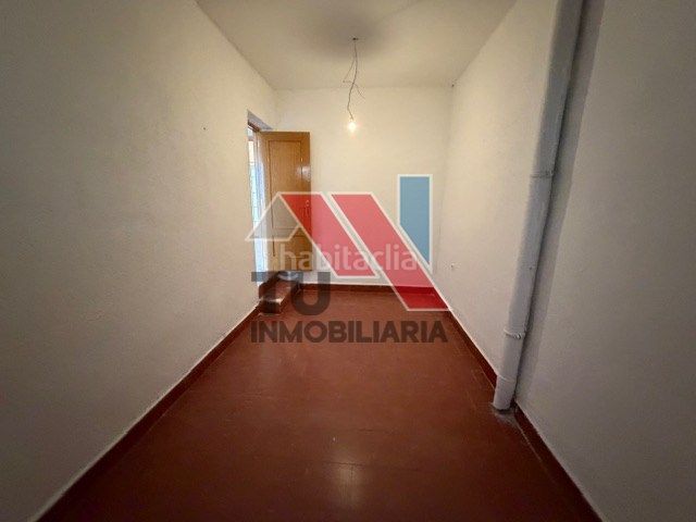 Foto 92b61ef0-5809-4afe-ad61-1c8de9cdedda. Chalet en calle miragredos 33 en Otero