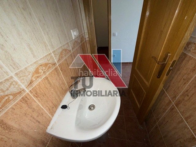 Foto ef95904c-d8d1-436d-93ff-15be50fd90e9. Chalet en calle miragredos 33 en Otero