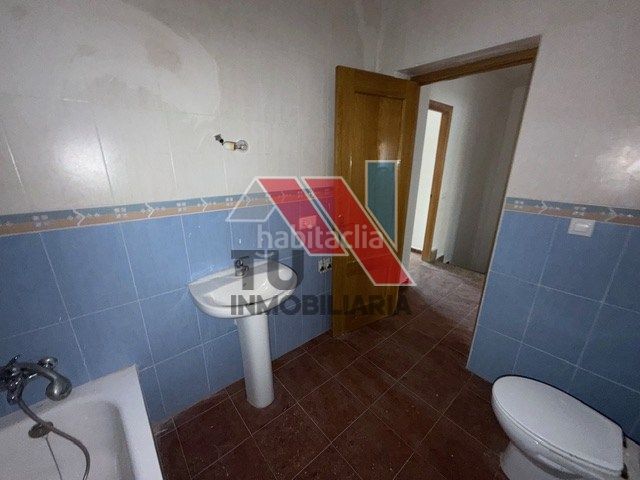 Foto f0b7cfc0-b491-4fc3-ba9d-a774d684c239. Chalet en calle miragredos 33 en Otero